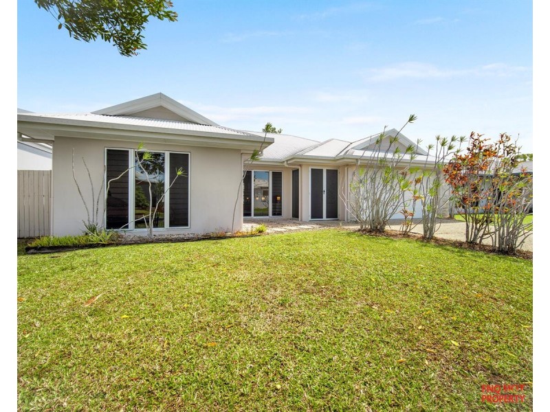/9 Icefire Quay, Trinity Park QLD 4879