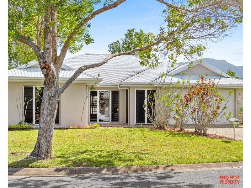 /9 Icefire Quay, Trinity Park QLD 4879
