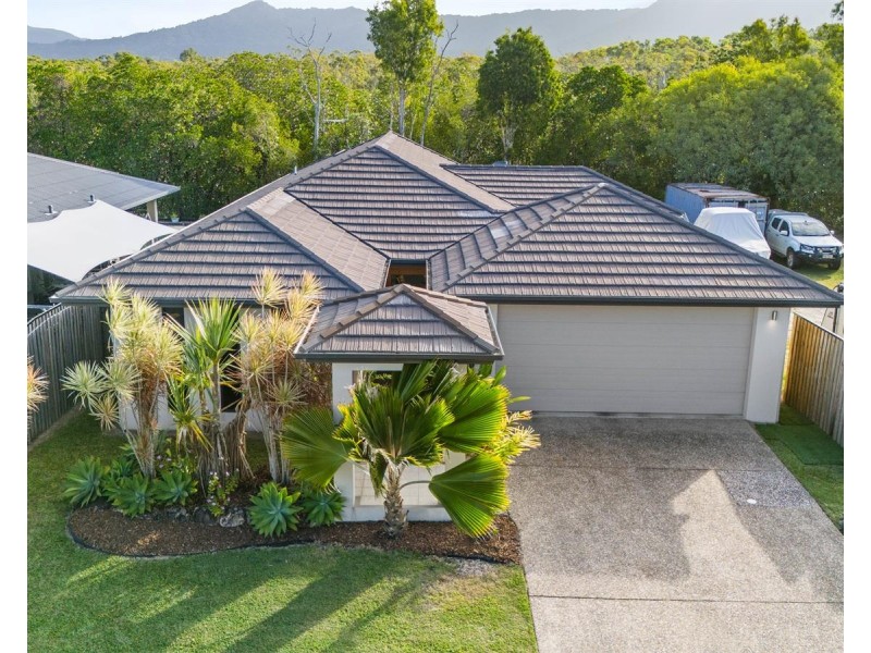 /13 Icefire Quay, Trinity Park QLD 4879