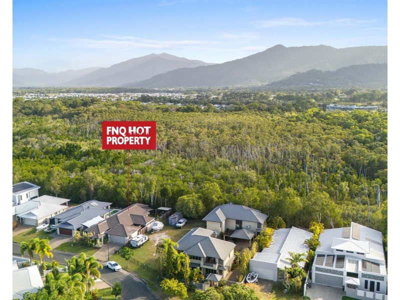 /13 Icefire Quay, Trinity Park QLD 4879