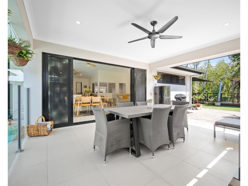 /13 Icefire Quay, Trinity Park QLD 4879