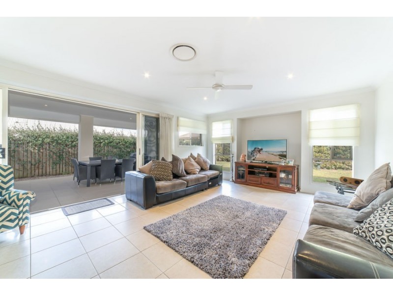 10 Captain Hope Avenue, Maudsland QLD 4210