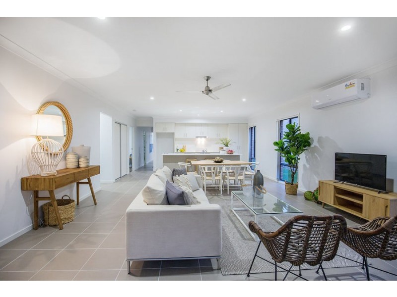 60 Rockford Street, Pimpama QLD 4209