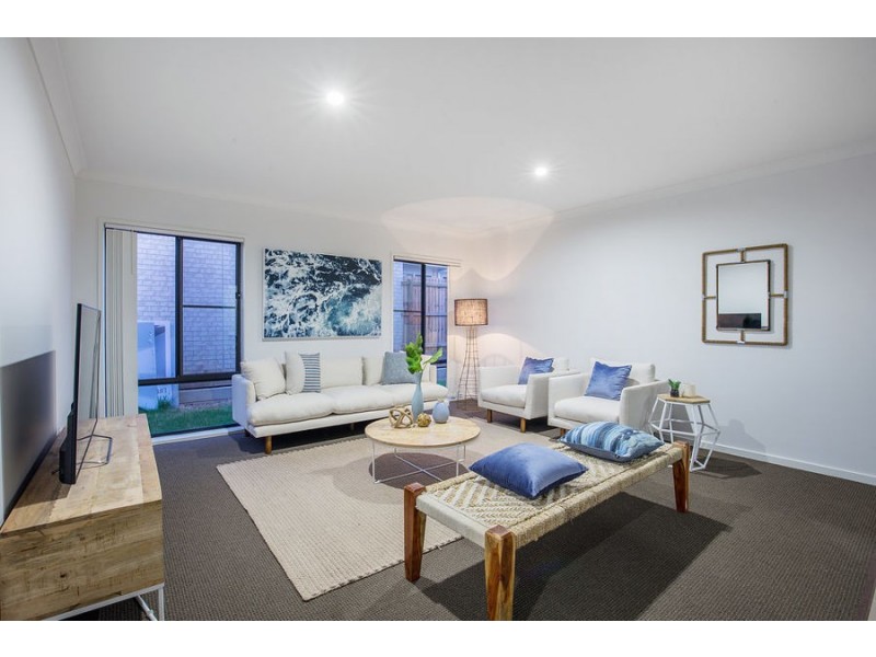 60 Rockford Street, Pimpama QLD 4209