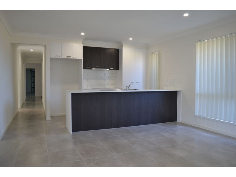 189 McKinnon Drive, Yarrabilba QLD 4207