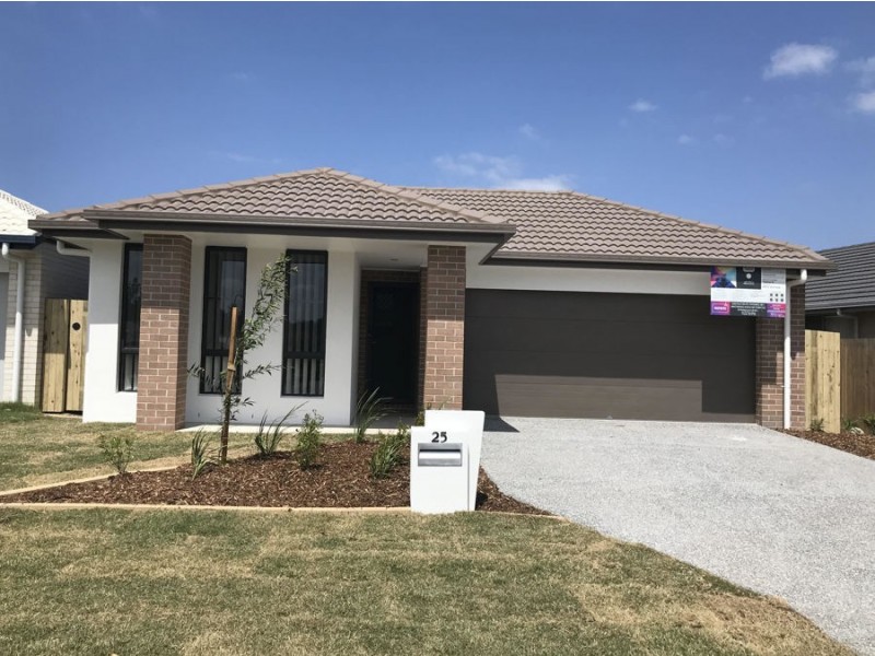 19 Village Boulevarde, Pimpama QLD 4209
