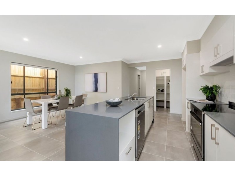 Deebing Heights QLD 4306