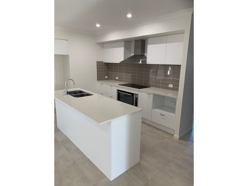 Deebing Heights QLD 4306