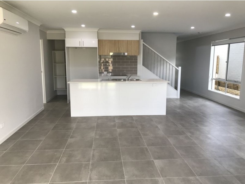 Sudbury Drive, Pimpama QLD 4209