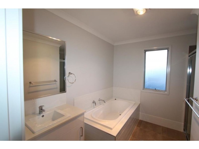 Sudbury Drive, Pimpama QLD 4209