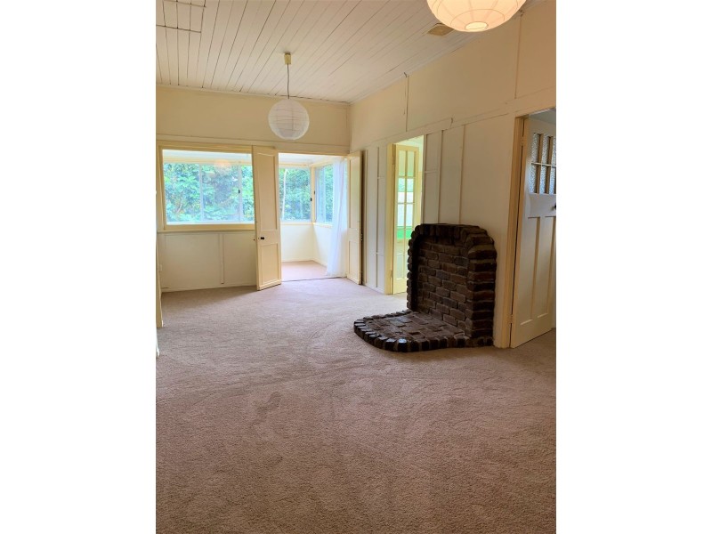 36 Ben Nevis Street, Tamborine Mountain QLD 4272