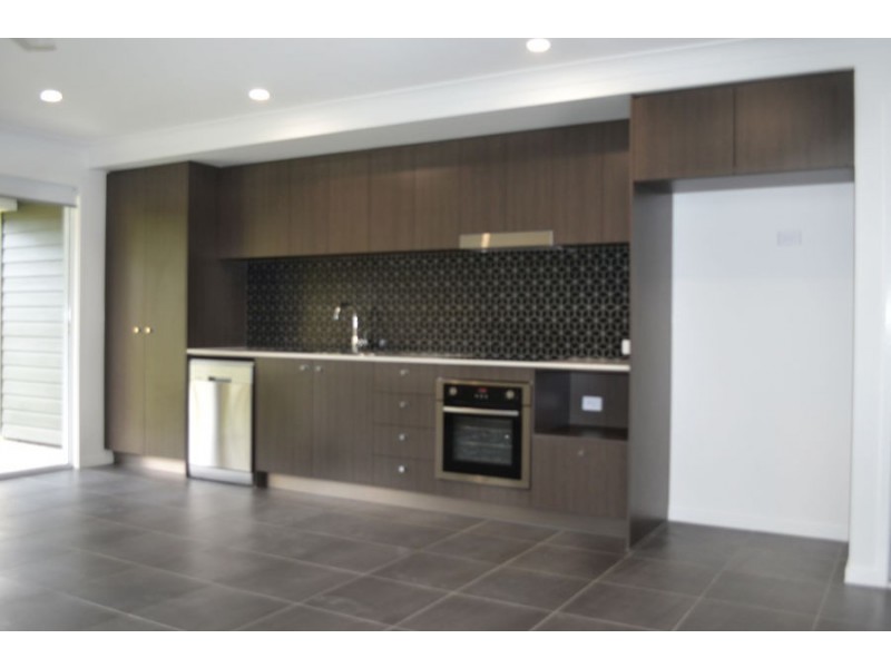 47A Paddington St, Bellmere QLD 4510