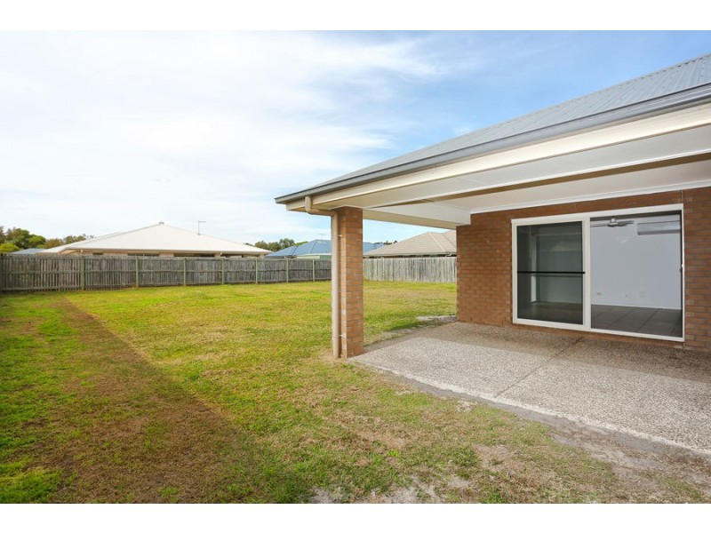 4 Turtle Court, Ningi QLD 4511