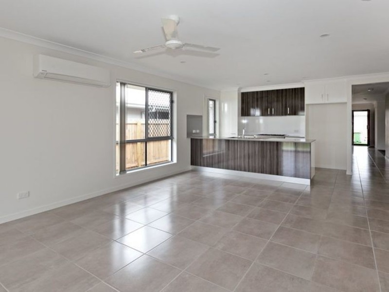 8 Mica Street, Yarrabilba QLD 4207