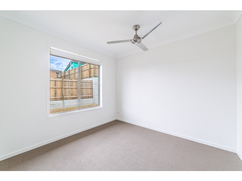 4 Finlayson Street, Spring Mountain QLD 4124