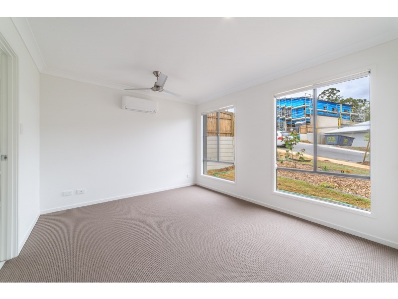4 Finlayson Street, Spring Mountain QLD 4124