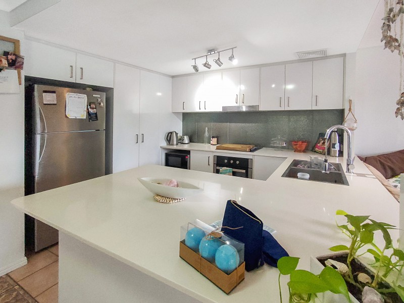 179/215 Cottesloe Dr, Mermaid Waters QLD 4218
