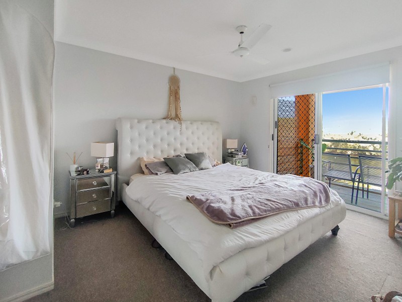 179/215 Cottesloe Dr, Mermaid Waters QLD 4218