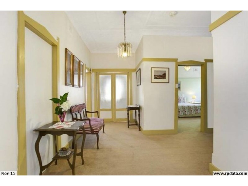 18 Undine Street, Russell Lea NSW 2046