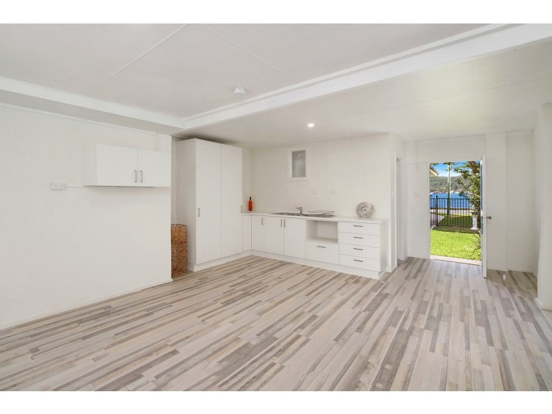 82 Brisbane Water Drive, Koolewong NSW 2256