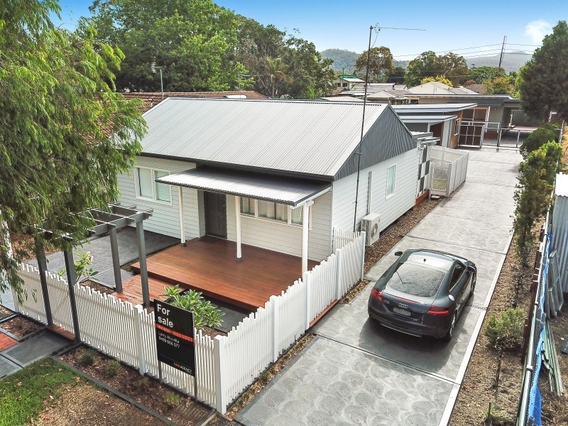 27 Angler Street, Woy Woy NSW 2256