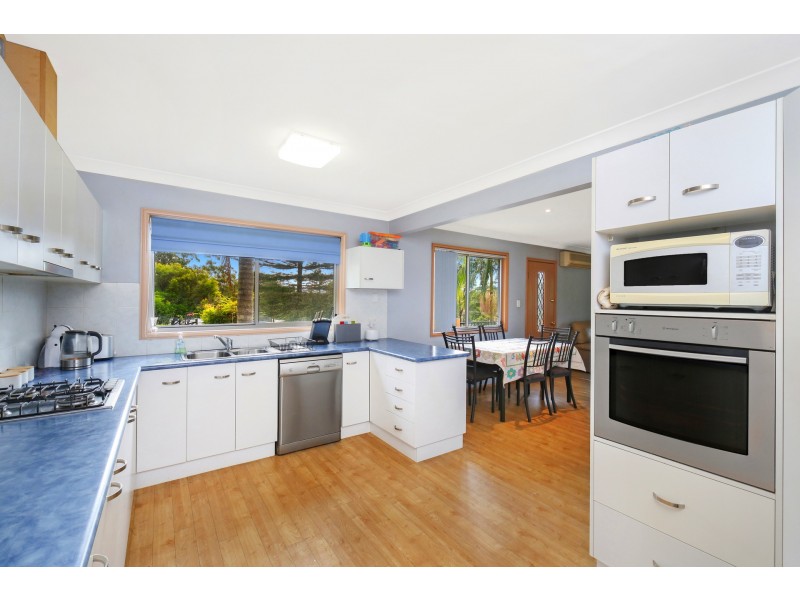 214 Empire Bay Drive, Empire Bay NSW 2257