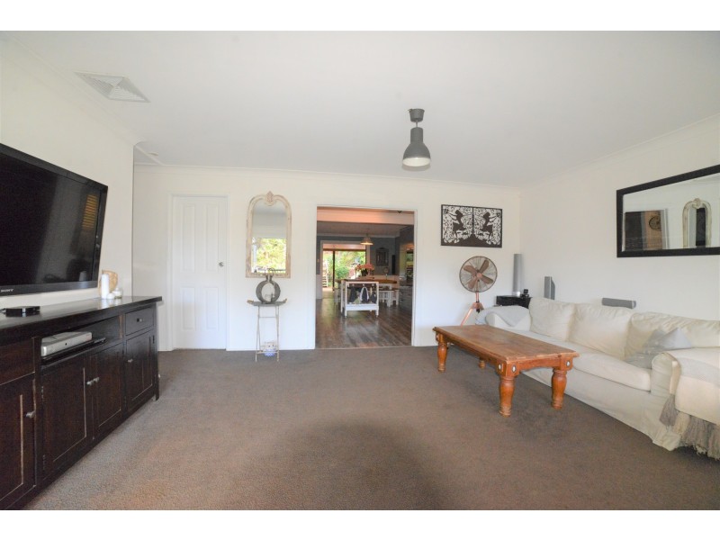 216 Empire Bay Drive, Empire Bay NSW 2257