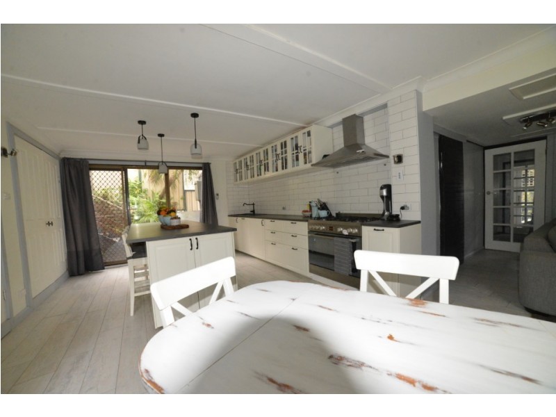 216 Empire Bay Drive, Empire Bay NSW 2257