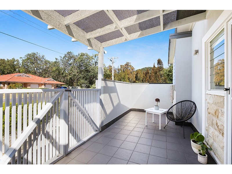 6 Grafton Avenue, Woy Woy NSW 2256