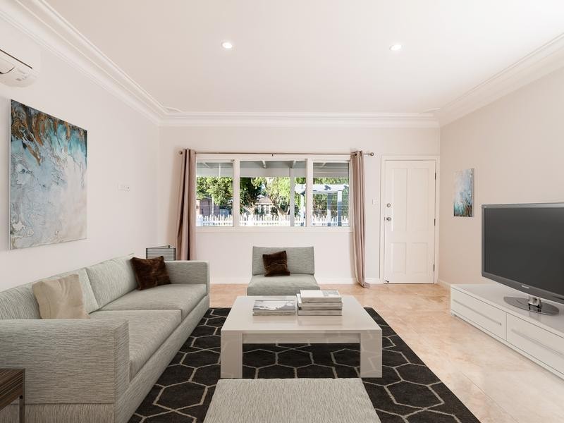 27 Angler Street, Woy Woy NSW 2256