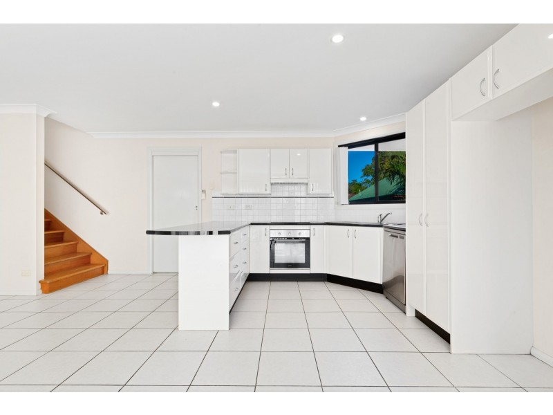1/142 Barrenjoey Road, Ettalong Beach NSW 2257