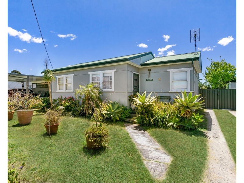 25 Winifred Avenue, Umina Beach NSW 2257