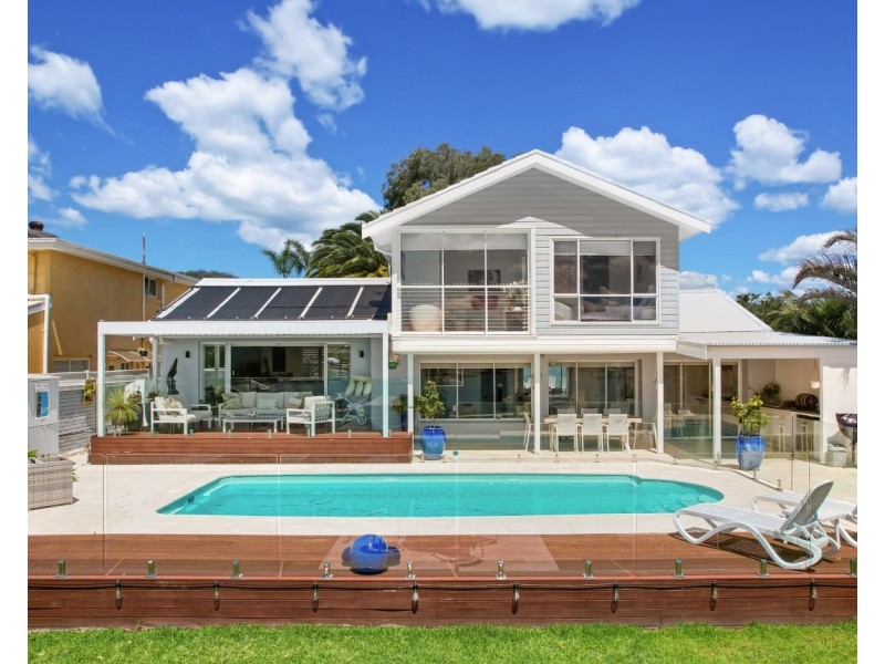 13 Mainsail Avenue, St Huberts Island NSW 2257