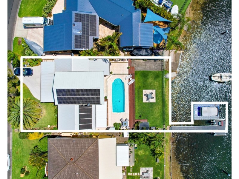 13 Mainsail Avenue, St Huberts Island NSW 2257