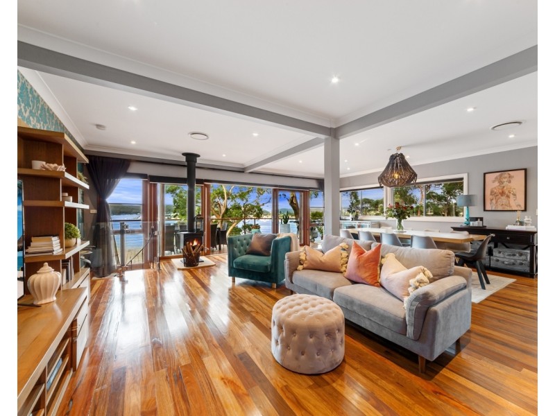 116 Daley Avenue, Daleys Point NSW 2257
