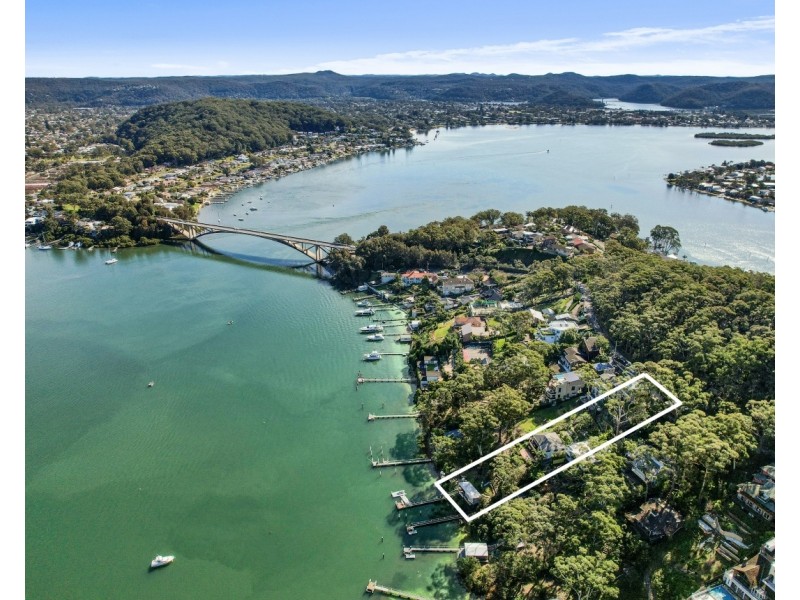 116 Daley Avenue, Daleys Point NSW 2257