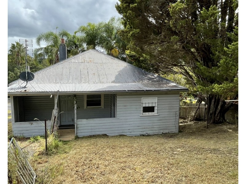 7 Range Road, North Gosford NSW 2250