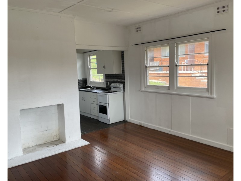 7 Range Road, North Gosford NSW 2250