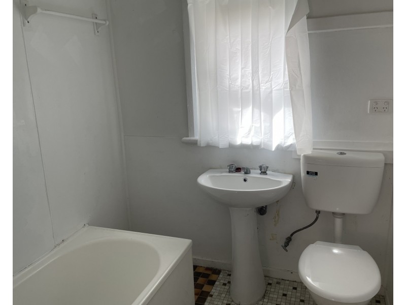 7 Range Road, North Gosford NSW 2250