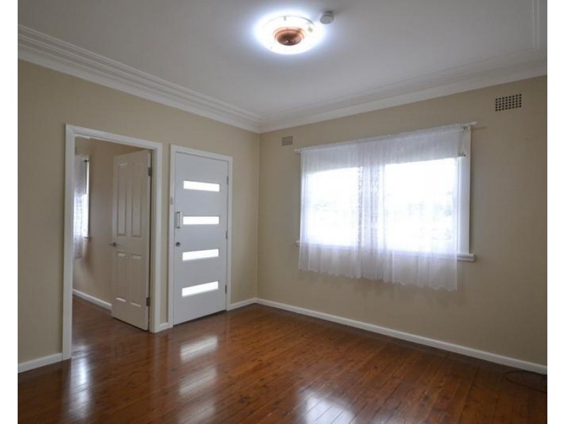 25 Winifred Avenue, Umina Beach NSW 2257