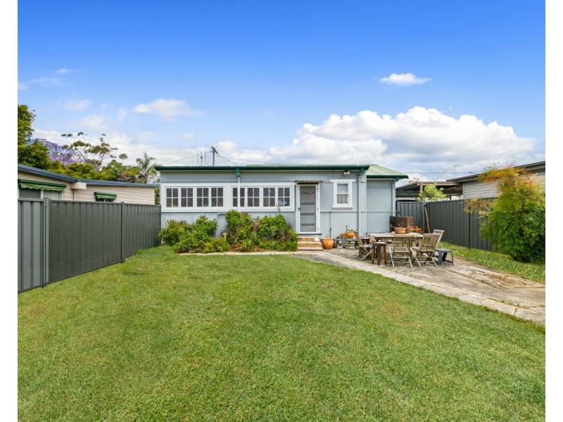 25 Winifred Avenue, Umina Beach NSW 2257