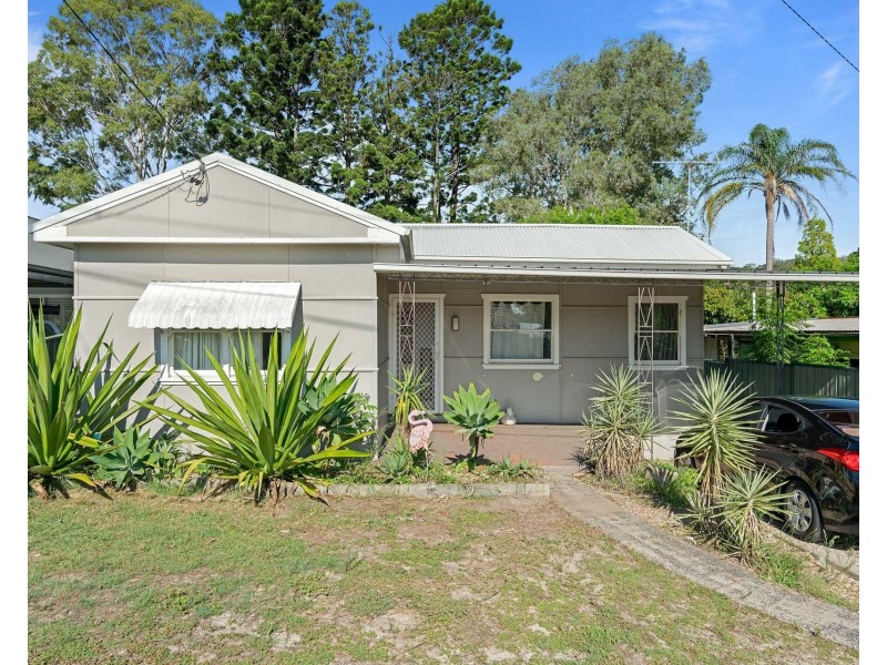 18 Welcome Street, Woy Woy NSW 2256