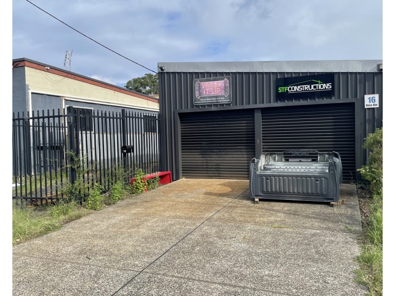 16 Alma Avenue, Woy Woy NSW 2256