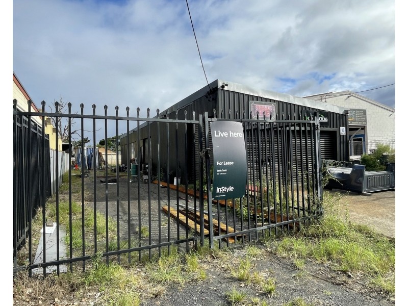 16 Alma Avenue, Woy Woy NSW 2256