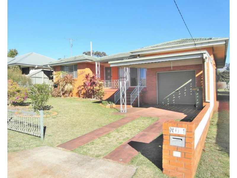 1 Jewell Street, Centenary Heights QLD 4350