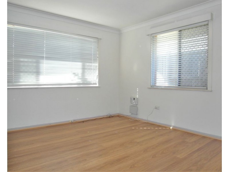 1 Jewell Street, Centenary Heights QLD 4350