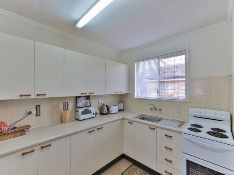 Kearneys Spring QLD 4350