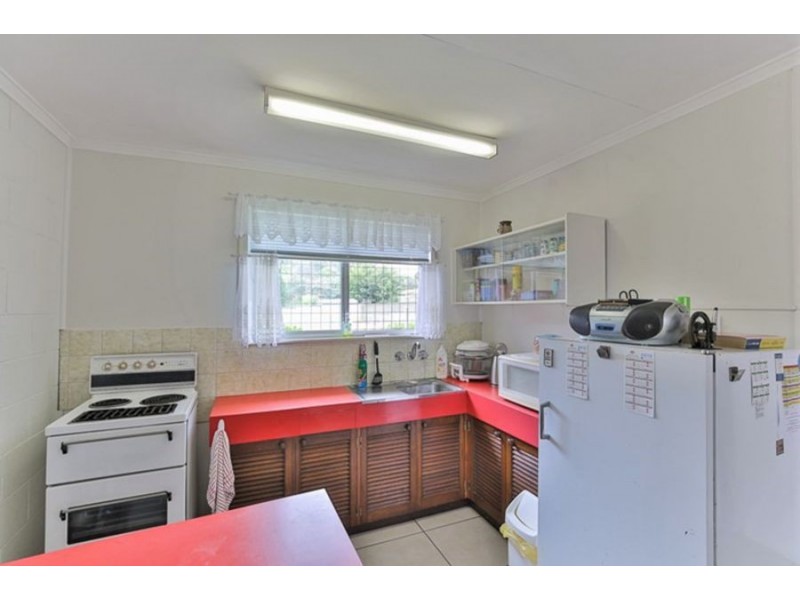 Kearneys Spring QLD 4350