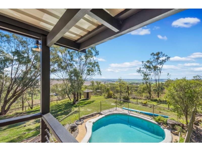 27 Linora Drive, Gowrie Mountain QLD 4350