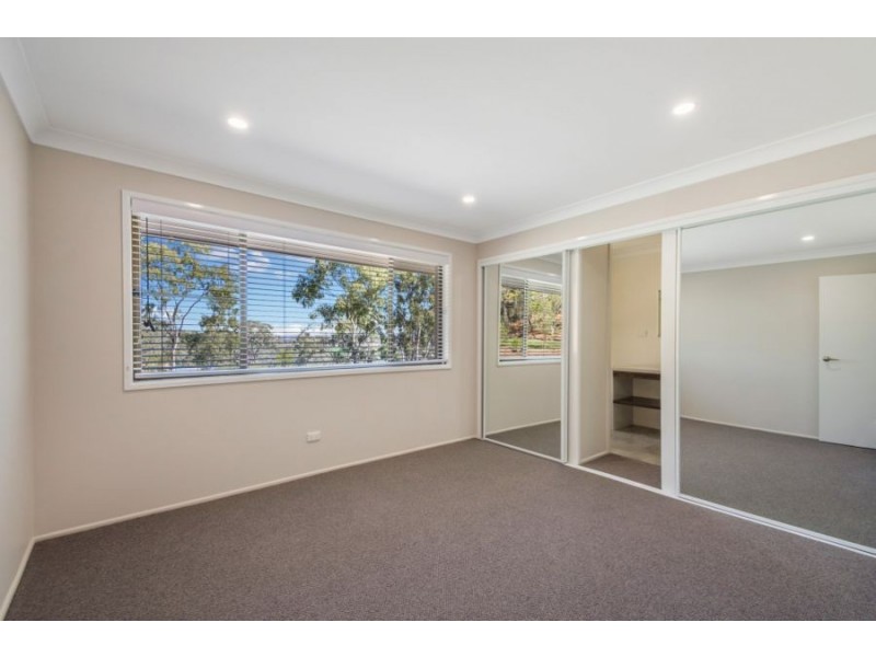 27 Linora Drive, Gowrie Mountain QLD 4350